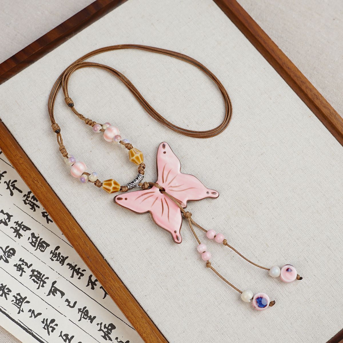 Women's Ceramic Butterfly Beaded For Niche Design Artistic Temperament Necklace