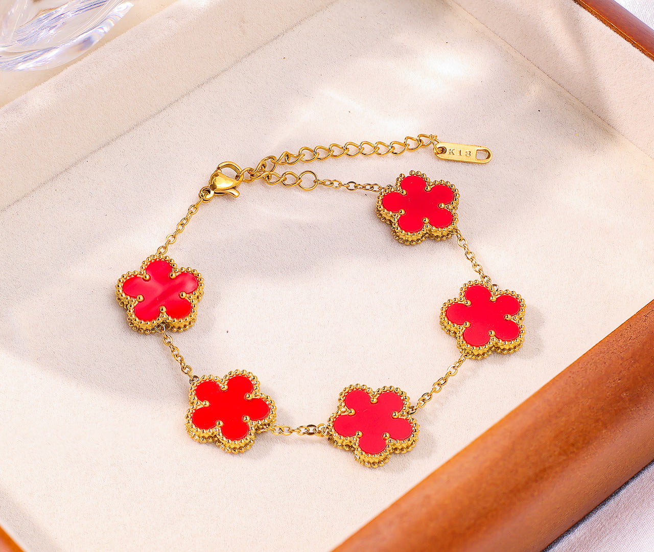 Five-leaf Flower Gold Plated Double-sided Fritillary Parthenocissus Grass Fashion Bracelets