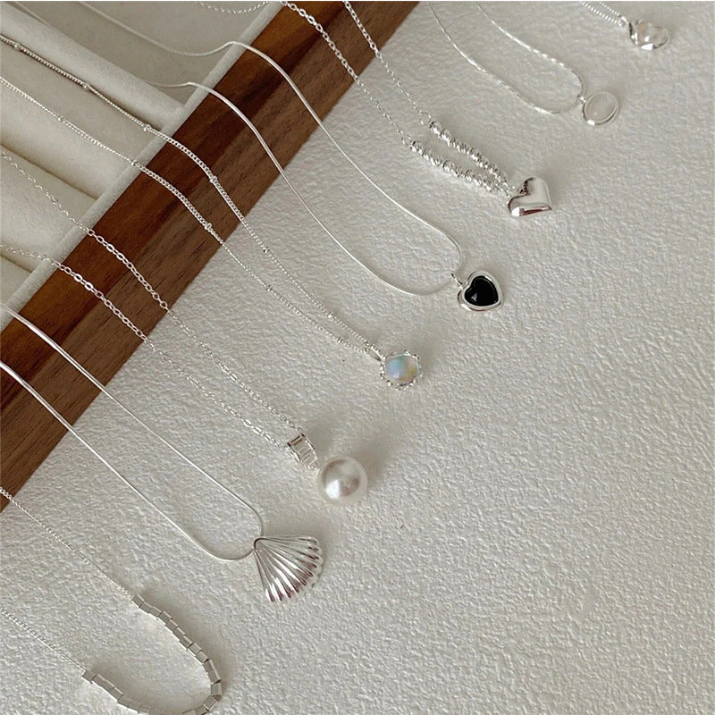 Women's Heart Light Luxury Minority Clavicle Chain Cold Necklace