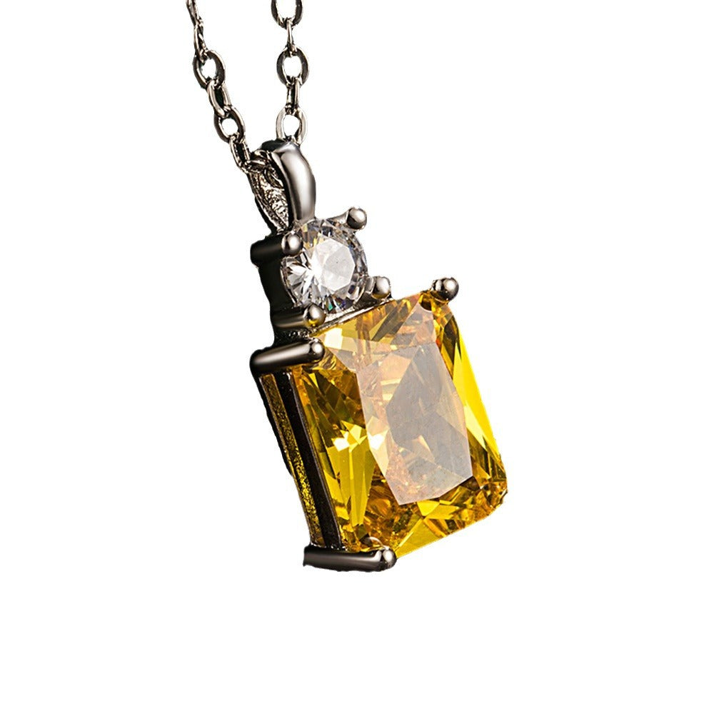 Women's Style Diamond Geometric Yellow Square Simple Korean Necklace