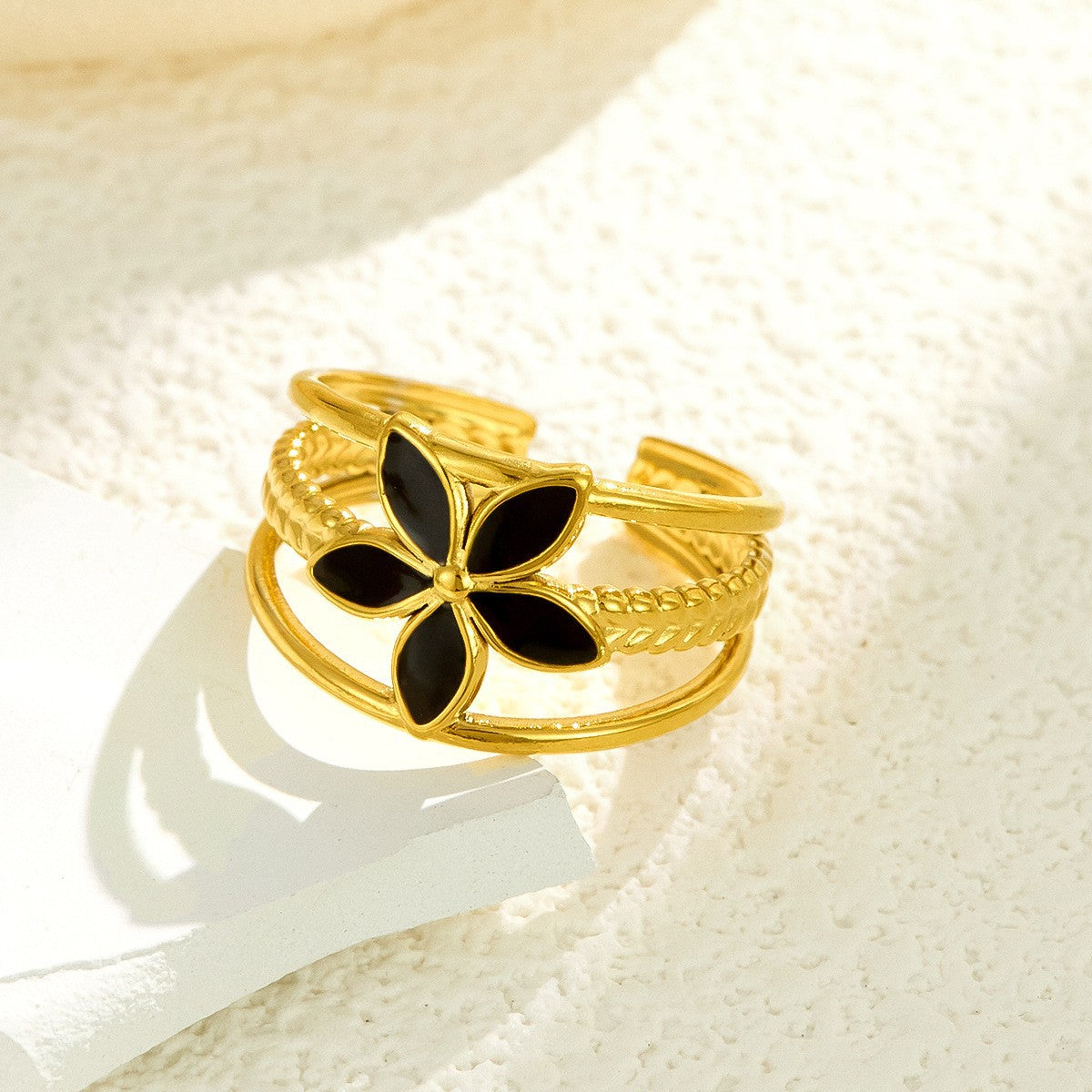 Stainless Steel Irregular Line Love Heart-shaped High-grade Ring
