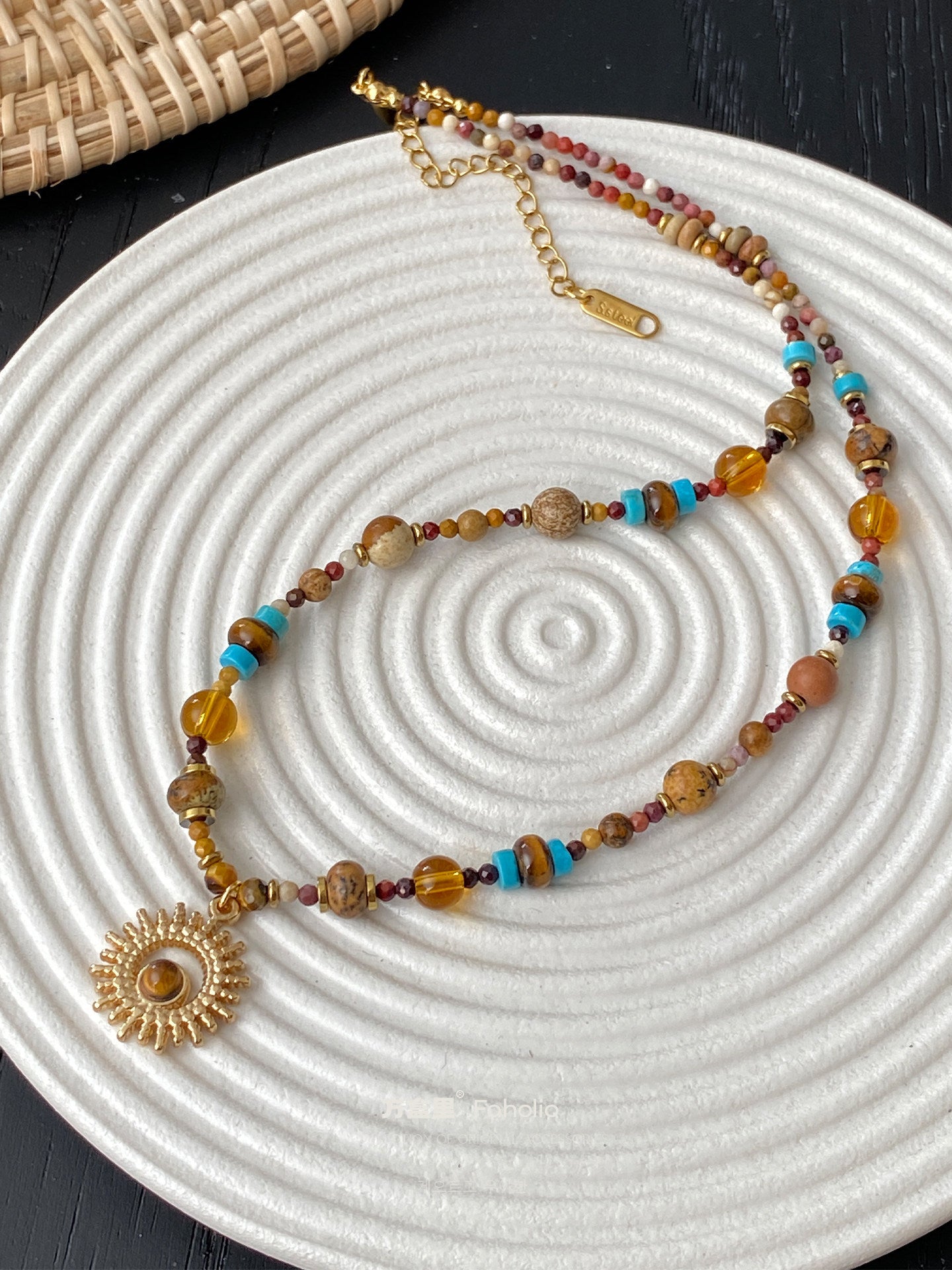 Women's Beaded Vintage Sunflower High-grade Light Luxury Clavicle Chain Necklaces