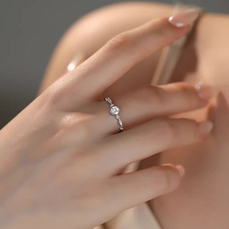 Sparking Zirconium Fine Circle Index Finger Birthday Gift For Girlfriend Rings