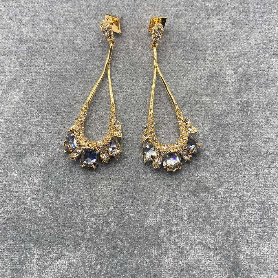 Designer To Create Fashion Casual Full Diamond Big Treasure Stud Earrings