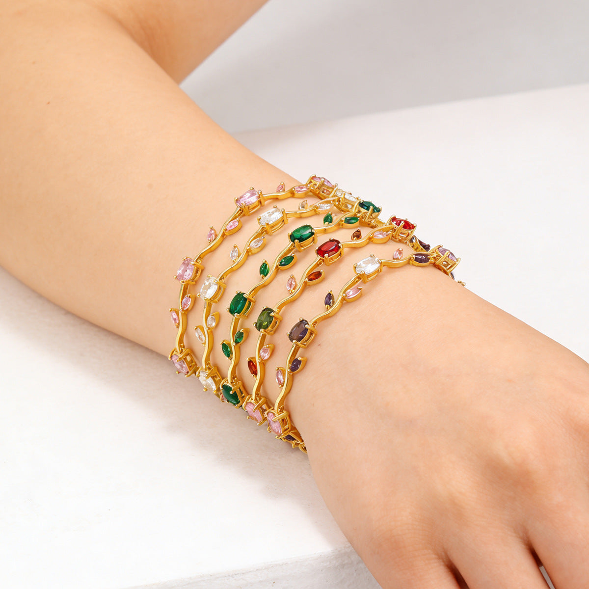 Luxury Style Quality Light Full Diamond Bracelet