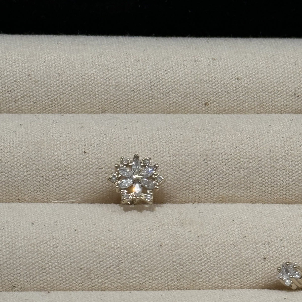 Women's Light Coffee Gold Collection Series Minimalist Zircon Ear Earrings