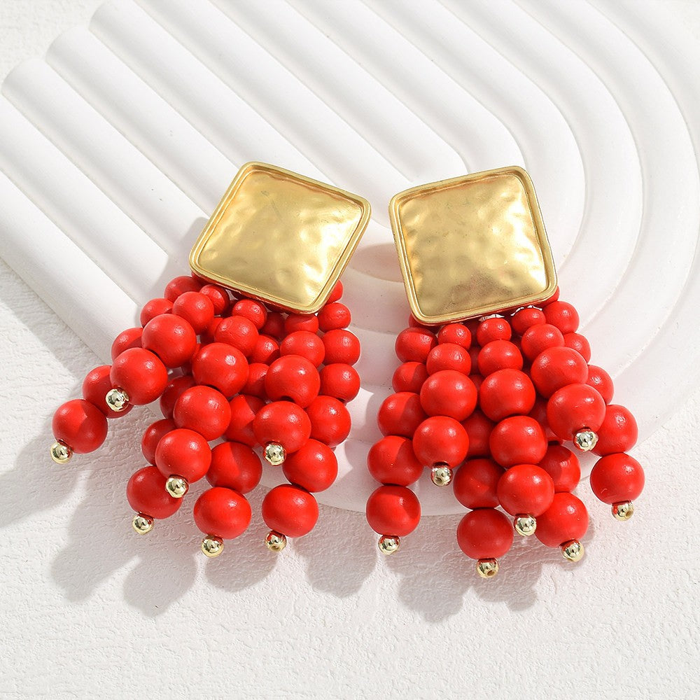 Women's Retro Red Wooden Bead High-grade Light Luxury Holiday Atmosphere Earrings