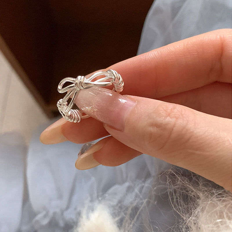 Line Winding Bow Female Niche Design Personality Fashion Earrings