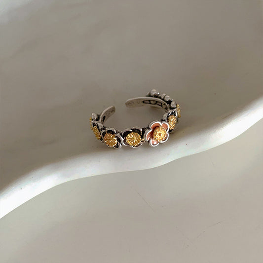 Flower Open Female Design Retro Personality Rings