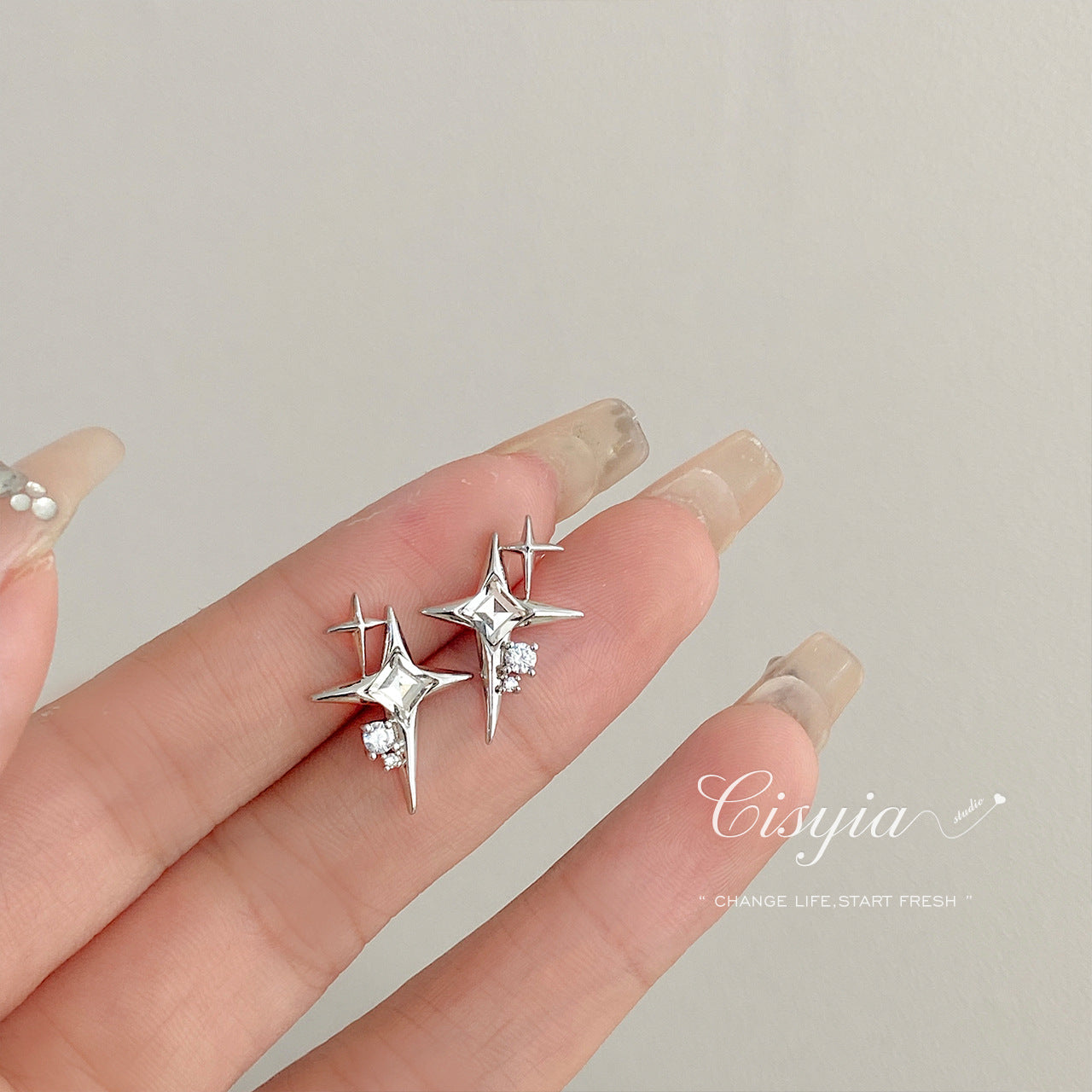Four Stars Female Niche Design Elegant Rings