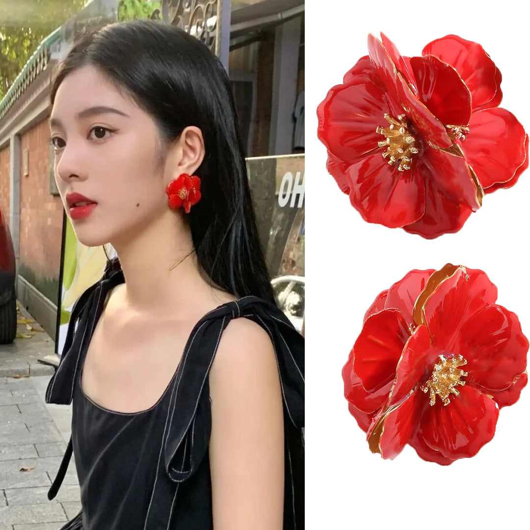 Women's Retro Red White Petal Ear Accessory Rings