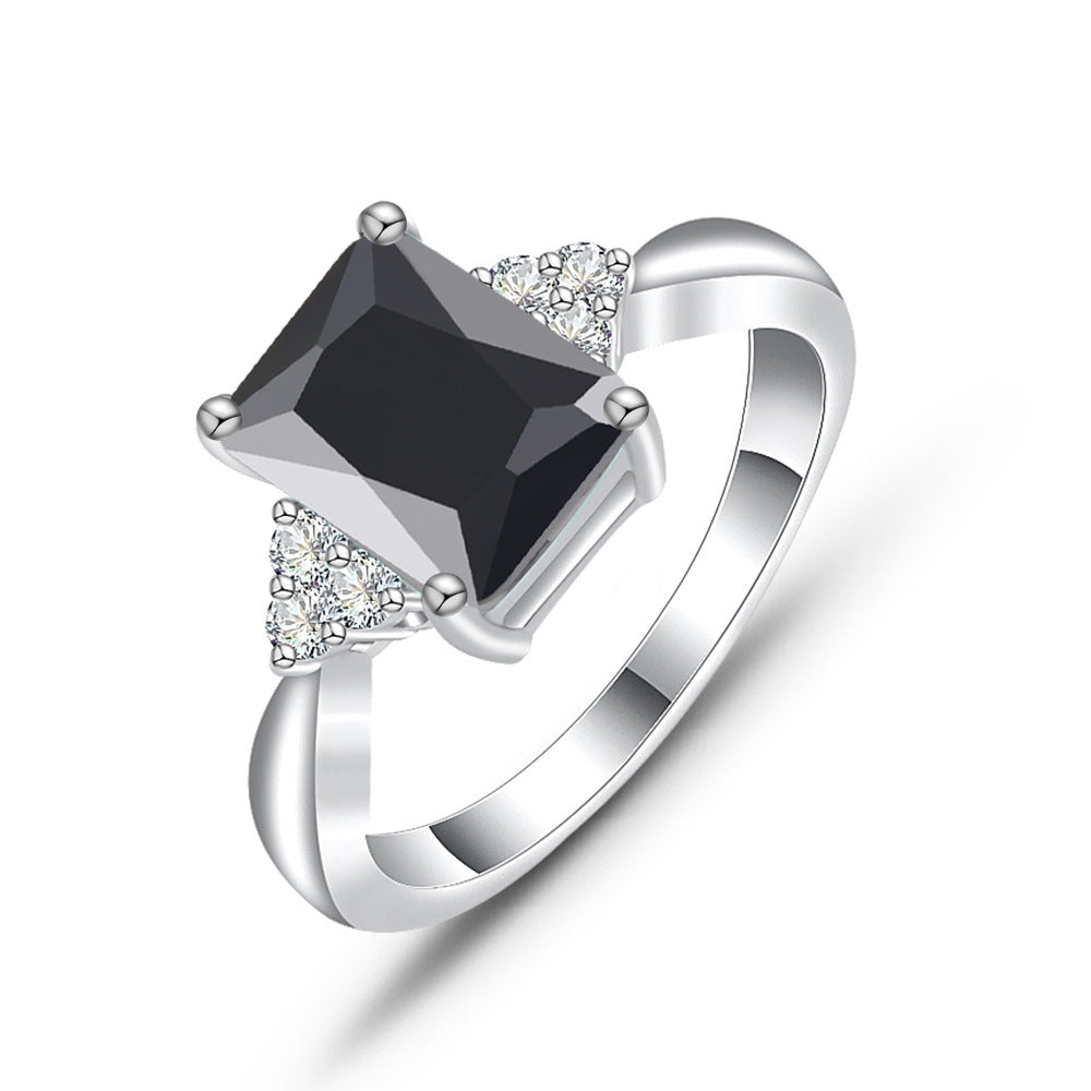 Classic Fashion Simple Inlaid Couple Zircon Ring