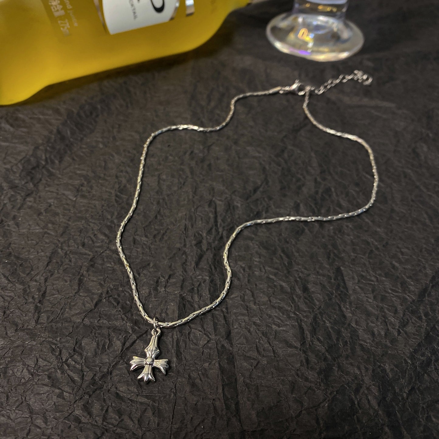 Women's Titanium Steel No Fading Cross Clavicle Chain Necklace