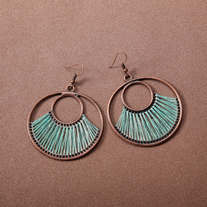 Profile Large Female Retro Style Temperament Earrings