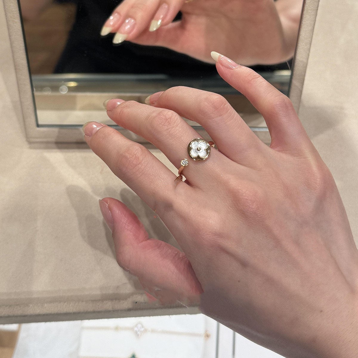 Flower Twin Fresh Fashion Gentle Temperament Good-looking Switchable Index Ring