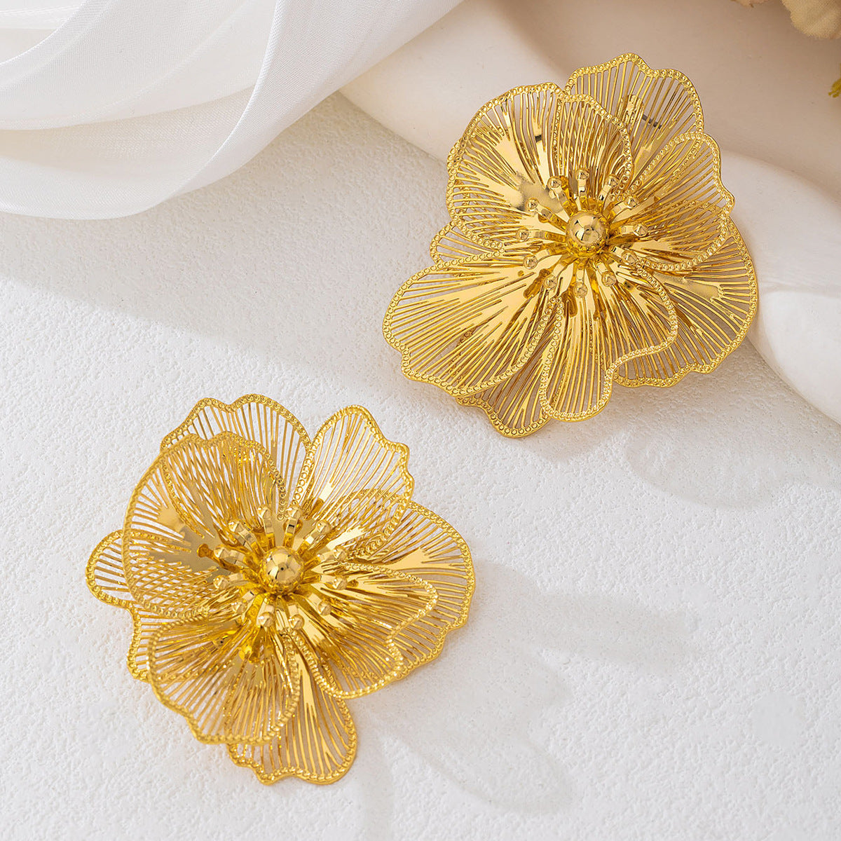 Flower Petals Female Sweet Cool Graceful Earrings
