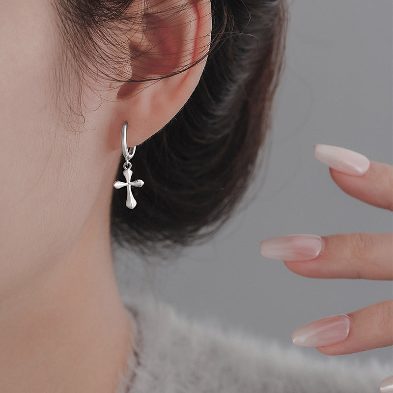 Cross Affordable Luxury Fashion Gold Clip Ear Buckle