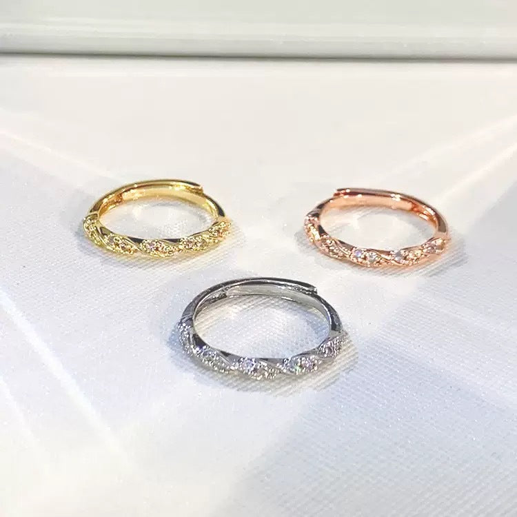 Niche Twist Winding Love Fashion Personalized Diamond In The Debris Ring
