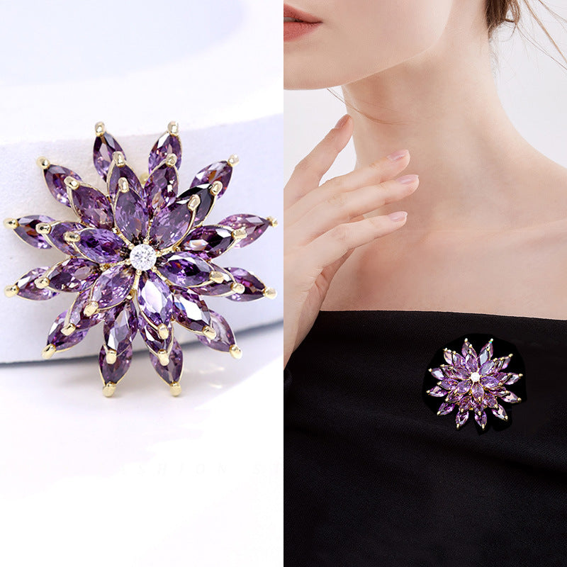 Women's Golden Carp Brooch Exquisite Corsage Luxury Brooches