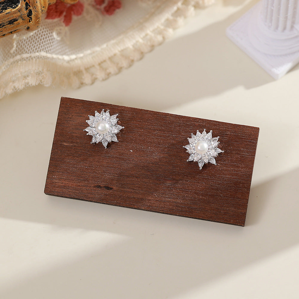 Freshwater Pearl Ear Fashionable Elegant High-grade Earrings