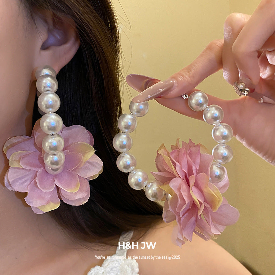 Women's Fabric Flowers Ear French Style Retro Exquisite Trendy Light Luxury Stud Earrings
