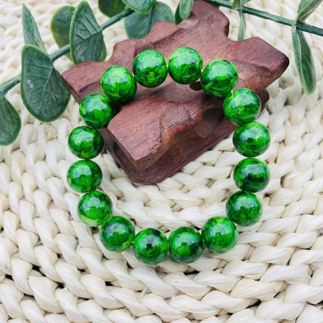 Women's & Men's Fresh Imitation Jade Dry Green Glass Paint Optimization Effect Fashion Bracelets