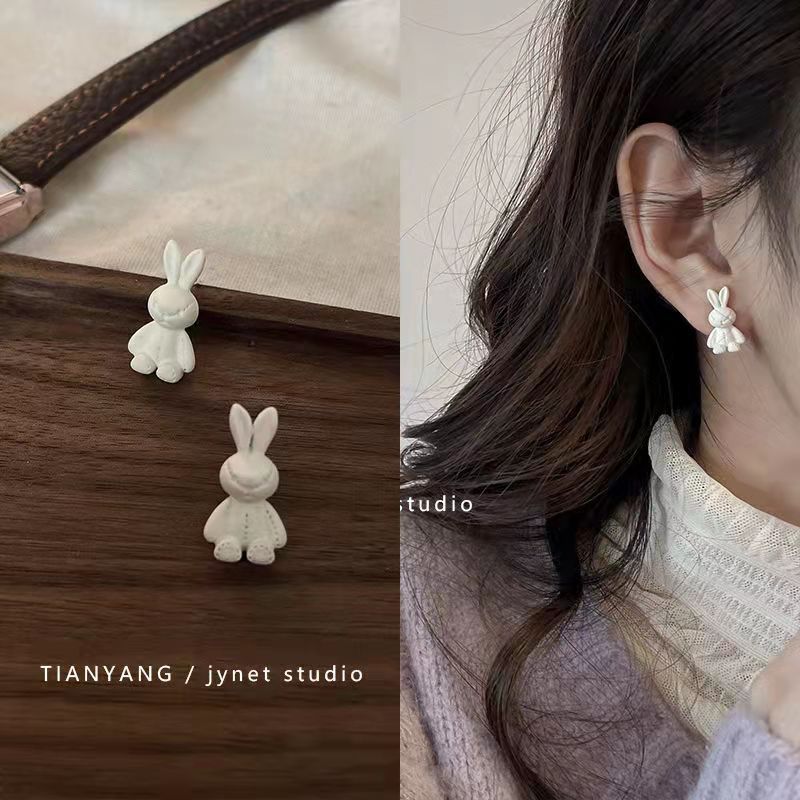 Women's Elegant Trendy Long Tassel Vintage Earrings