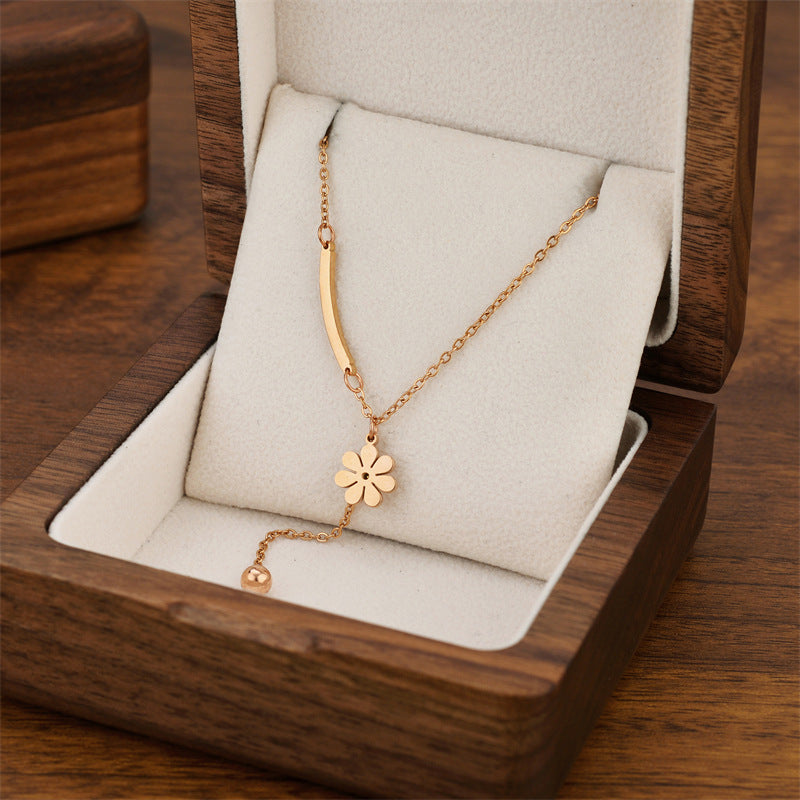 Titanium Steel Female Niche Simple Temperament Clavicle Pendants