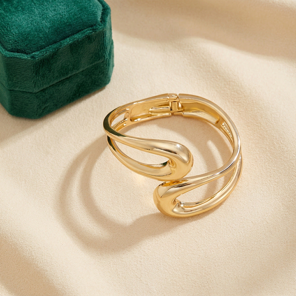 Women's Fashion Luxury Elegant Vacuum Plating Light Bracelet