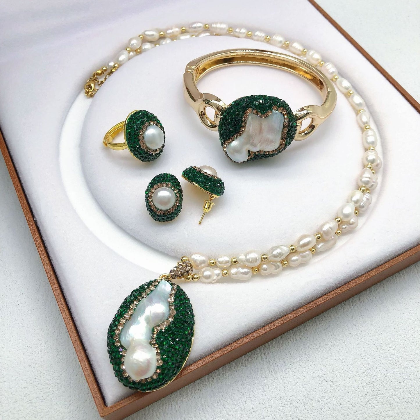 Pearl Green Czech Diamond Affordable Luxury Jewelry Set
