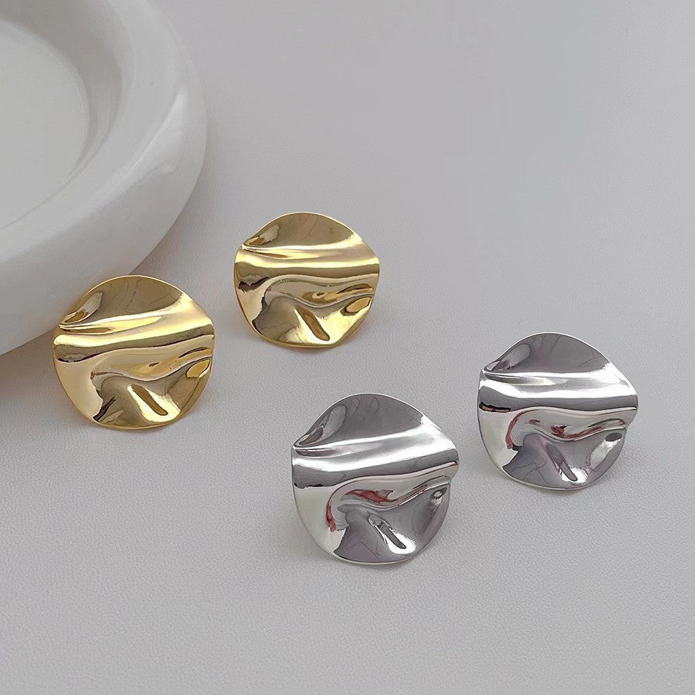 Women's Retro Aloofness Style Geometric Irregular Gold Niche Design Rings