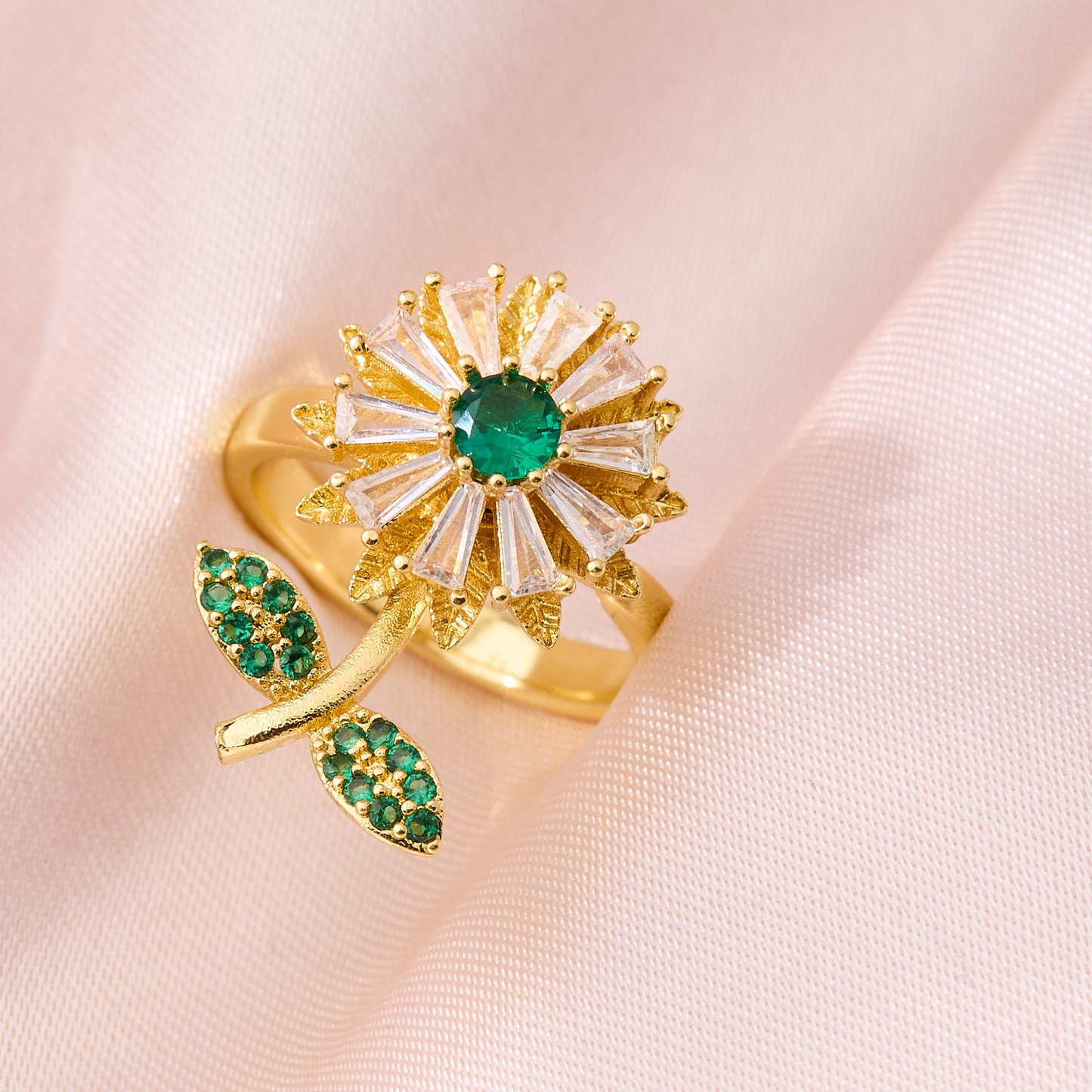 Valentine's Day Gift Flower Zircon Rotatable Ring