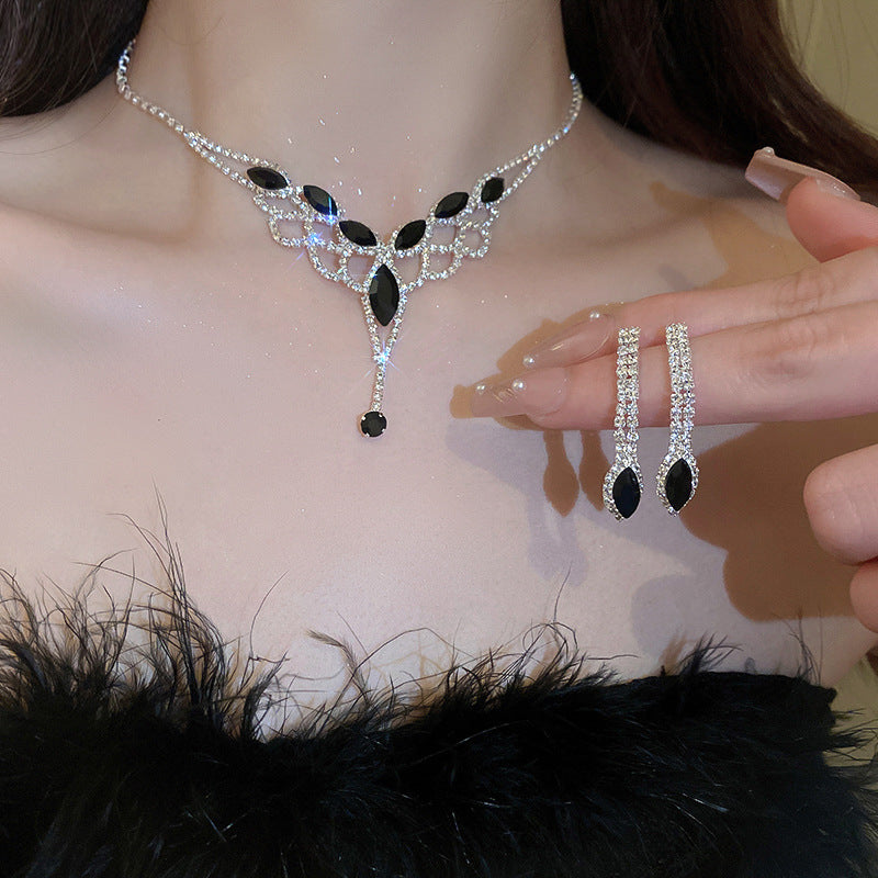 Palace Style Temperamental Minority Clavicle Chain Light Necklaces