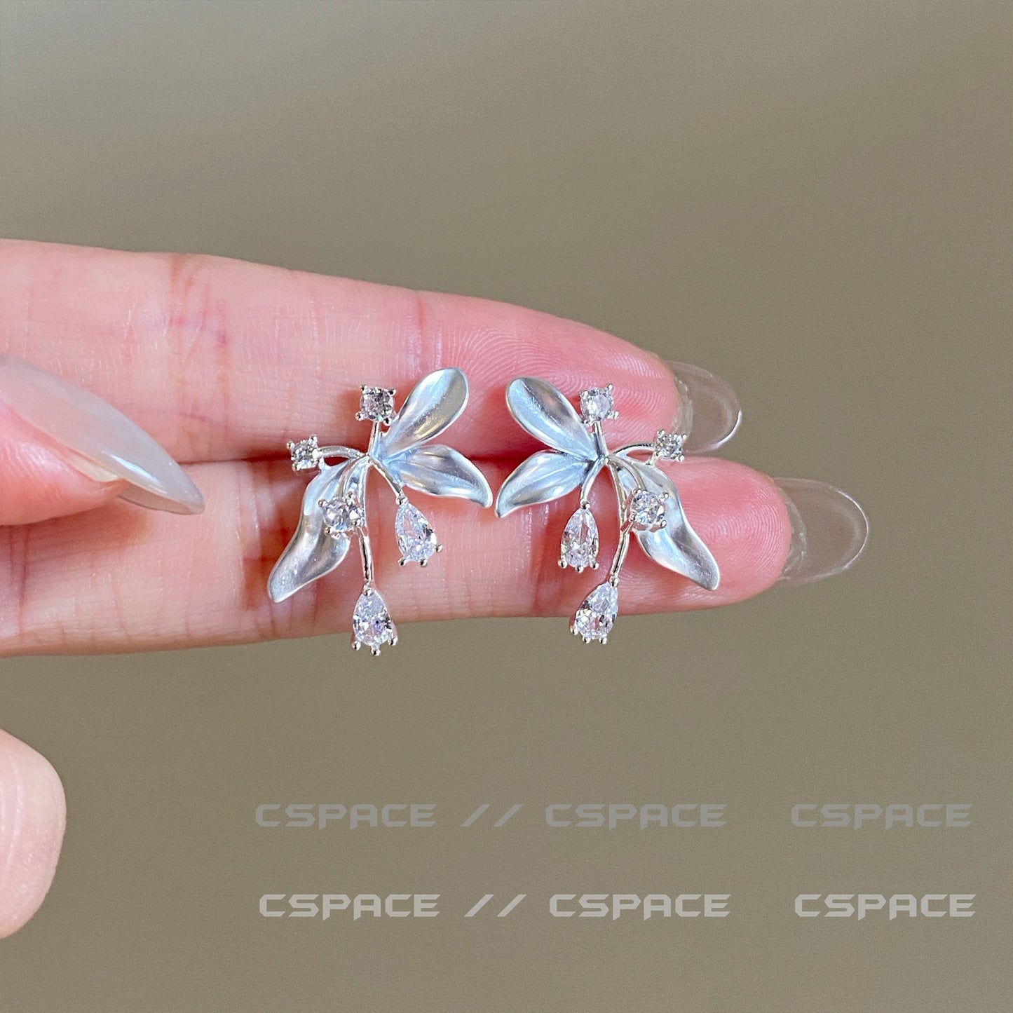 French Flower Light Luxury High-grade Gentle Ear Stud Earrings