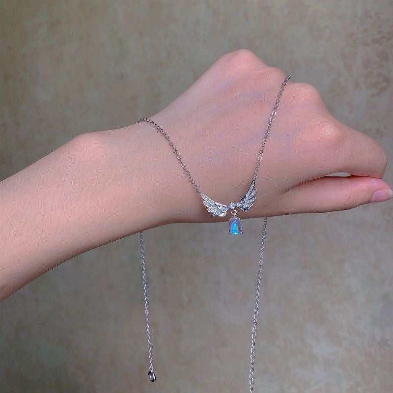 Wings Moonstone Female Light Luxury Minority Design Sense Advanced Clavicle Necklace