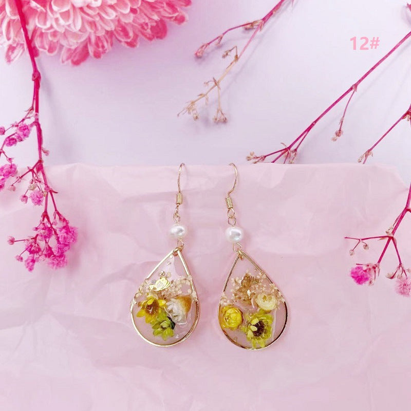 Women's Dried Flower Fresh Real Gold Foil Stud Earrings