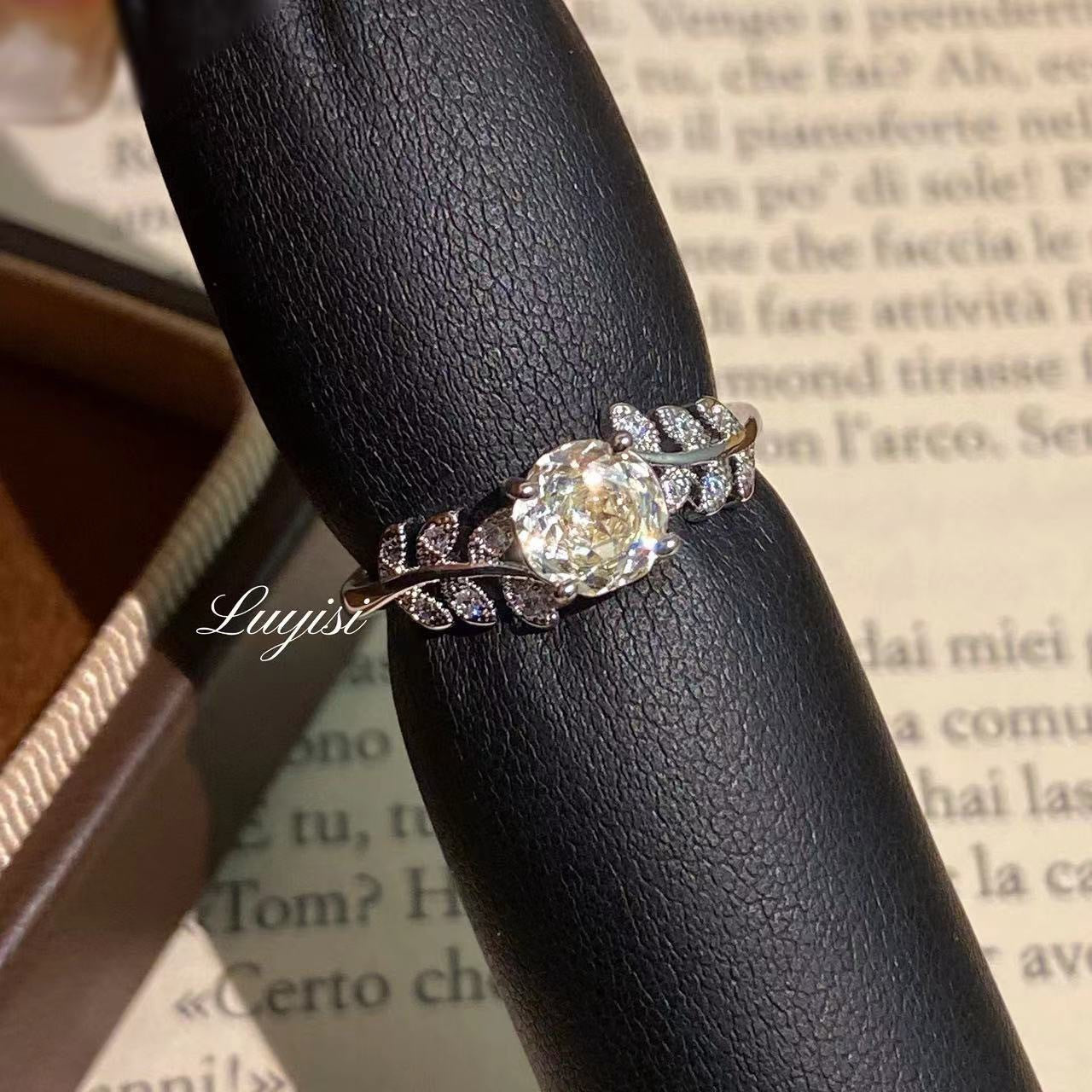 Leaf Female Affordable Luxury Fashion Graceful Ring