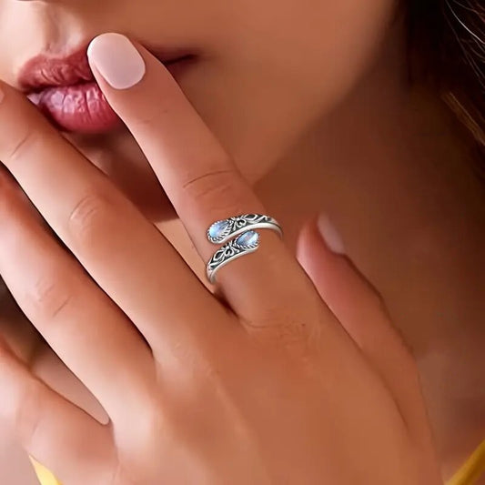 Moonstone Pear Victoria Vintage Embossed Bow Rings