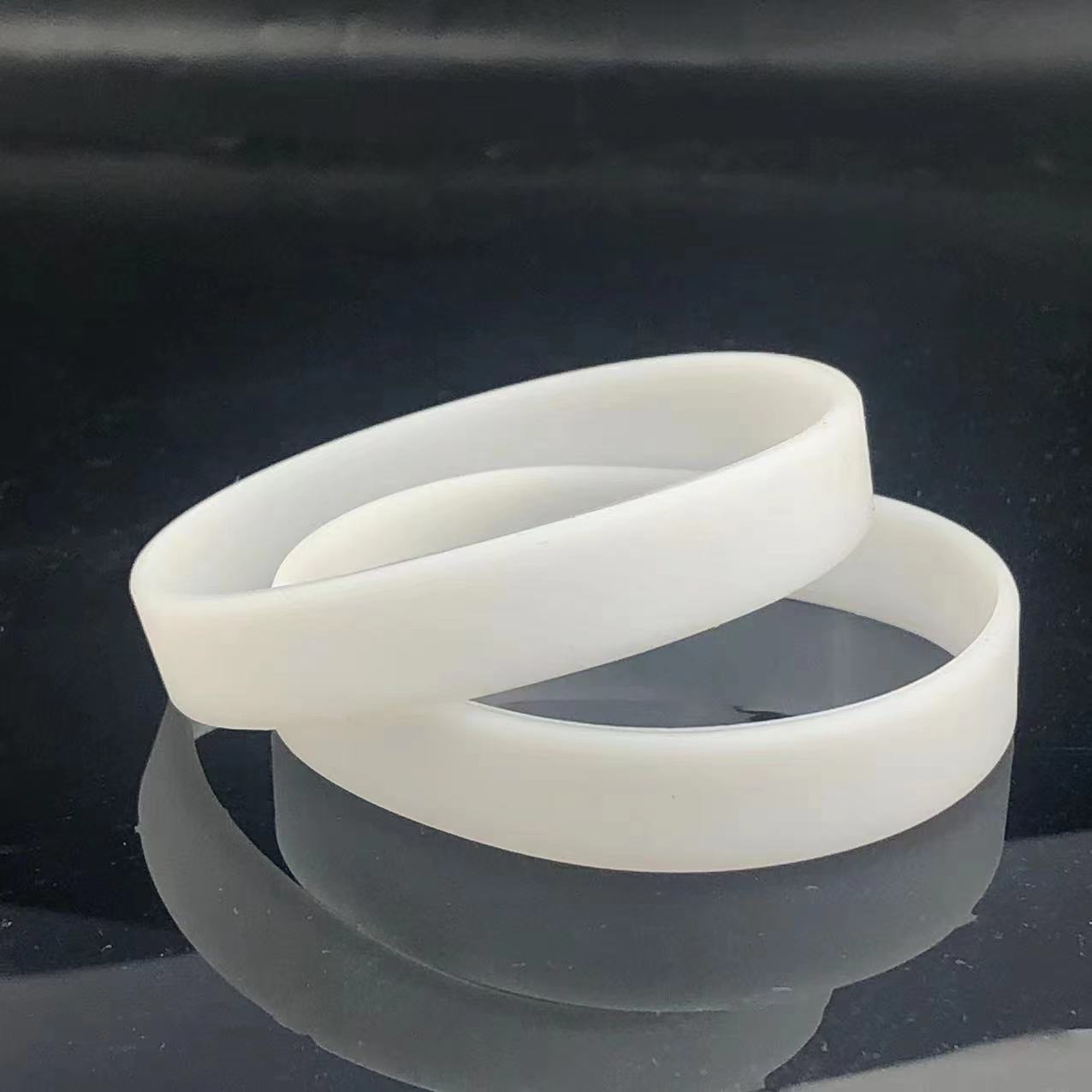 Silicone Night Aperture Adult Sports Group Bracelet