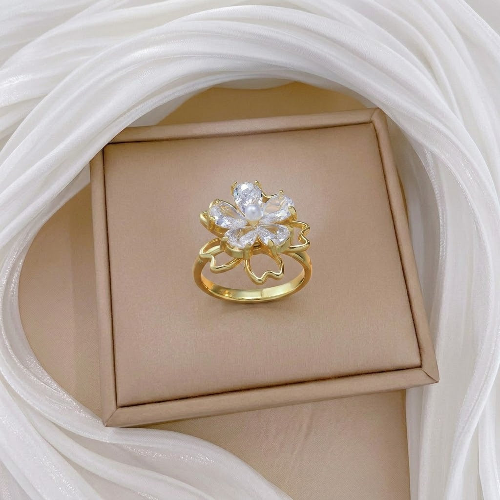 Design Rotating Bauhinia Zircon Flower Gas Clavicle Chain Necklace
