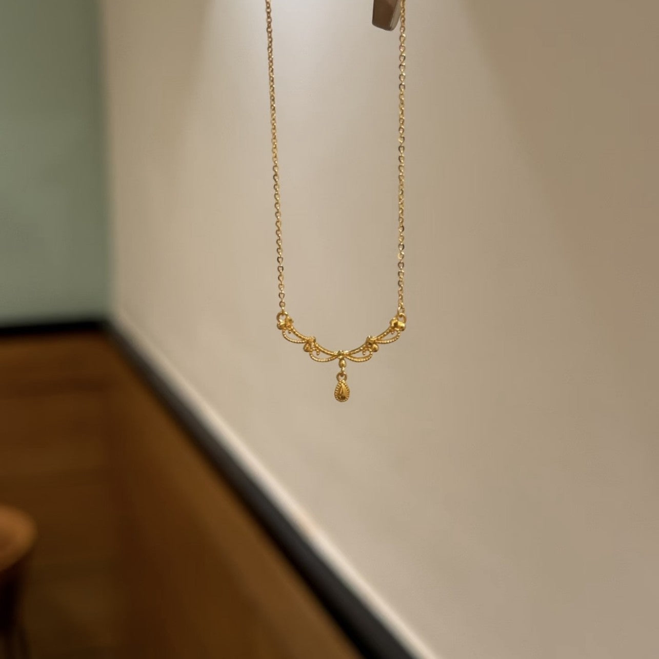 Women's Lace Water Drop Light Luxury Clavicle Chain Design Necklaces