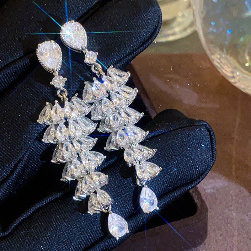 Women's Zircon Flower Light Luxury High-grade Temperament Fashion Earrings
