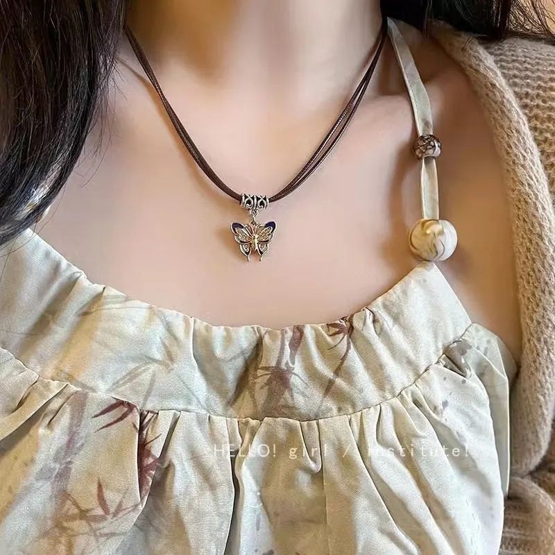 Women's Butterfly High-grade Leather Rope Collar Sweater Trendy Cool Necklaces