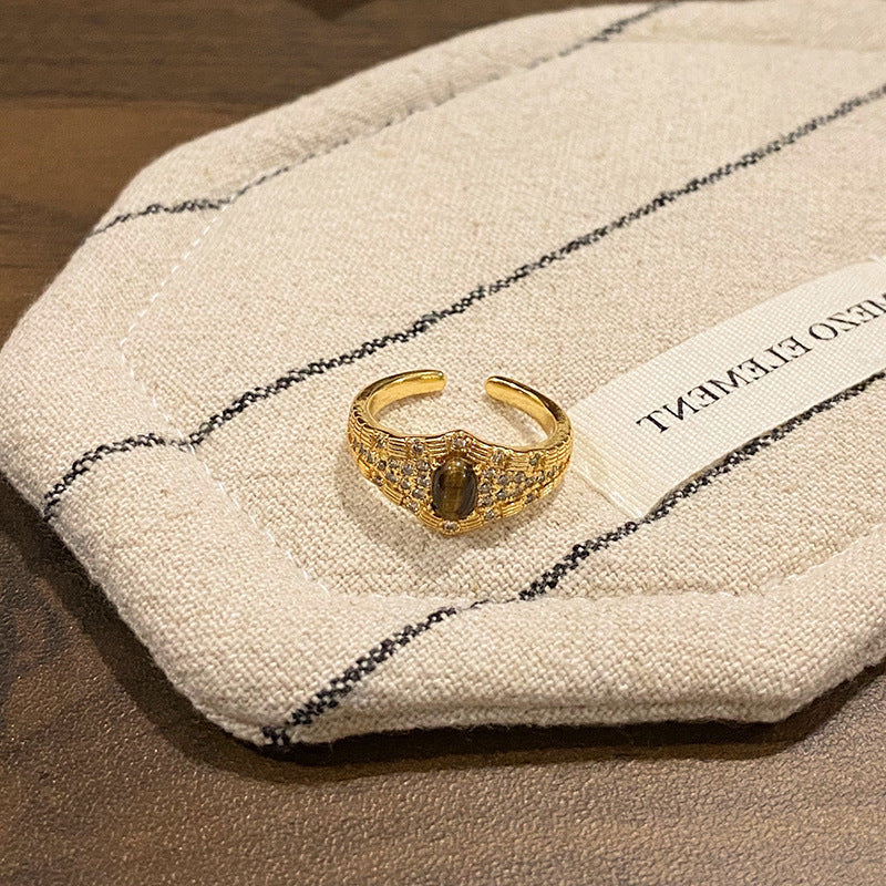 Gilding Simple Female Light Luxury Minority Ring