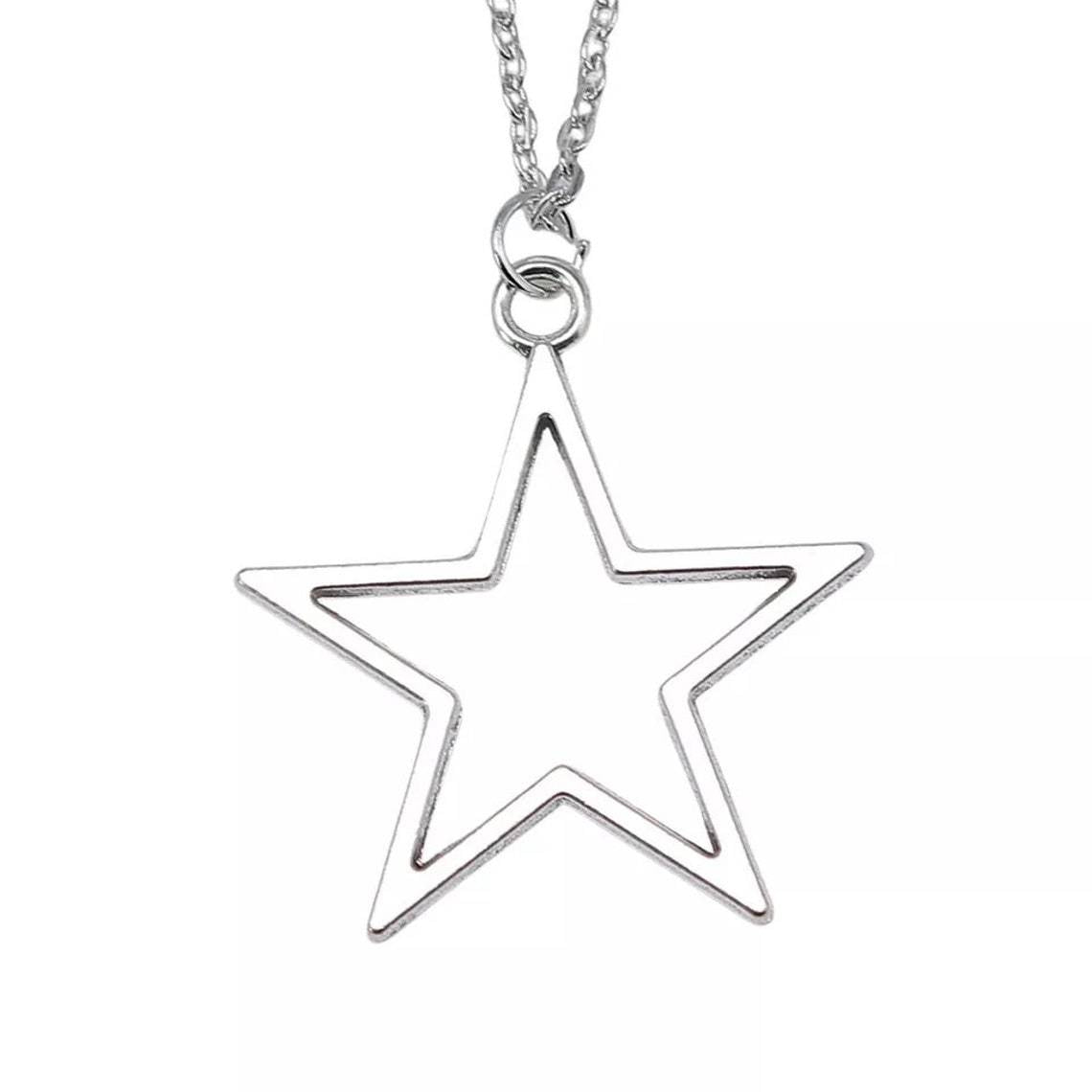 Fashion Simple Retro Sier Hollow Star Necklace