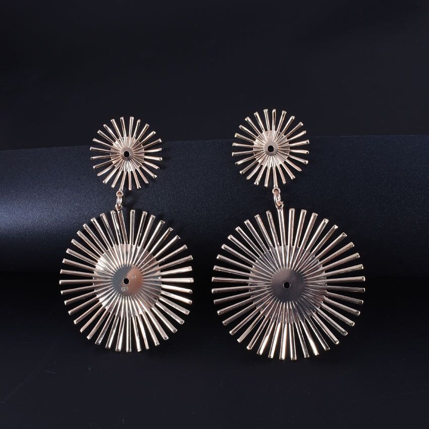 Exaggerated Fireworks Irregular Personality Creative Circle Stud Earrings