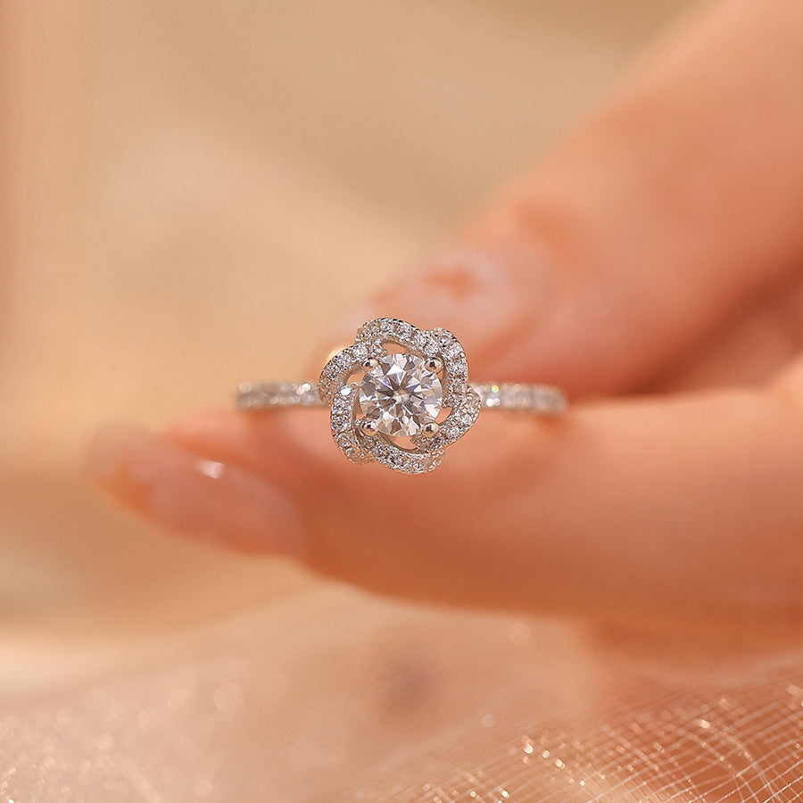 Women's Full Diamond Light Luxury Exquisite Design High-grade Flash Rings
