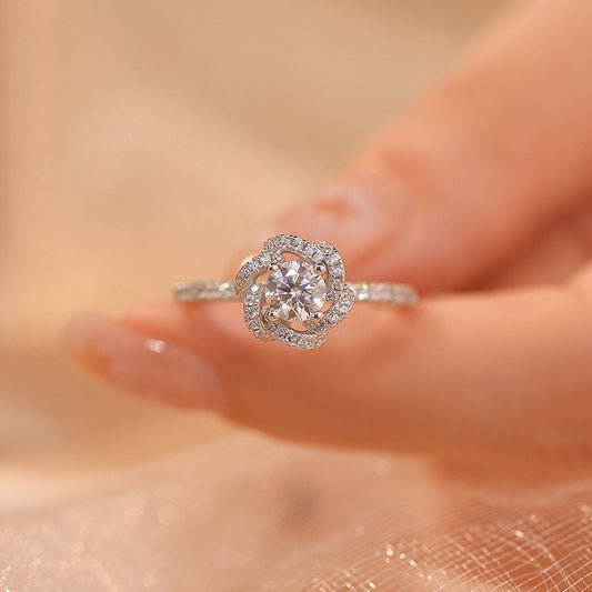 Women's Full Diamond Light Luxury Exquisite Design High-grade Flash Rings
