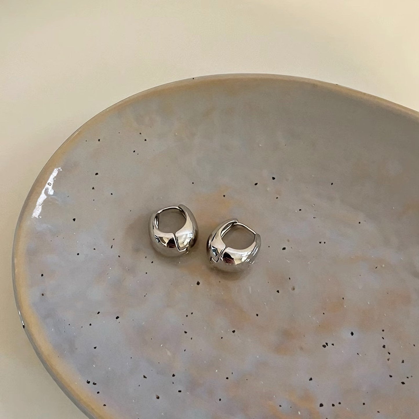 Golden Water Drop Ear Light Luxury Sense Rings