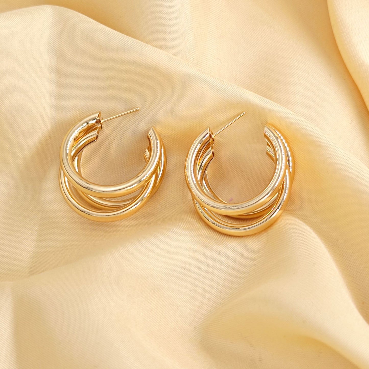 Fashion Simple Metal Three Fashionable Temperament Ear Line